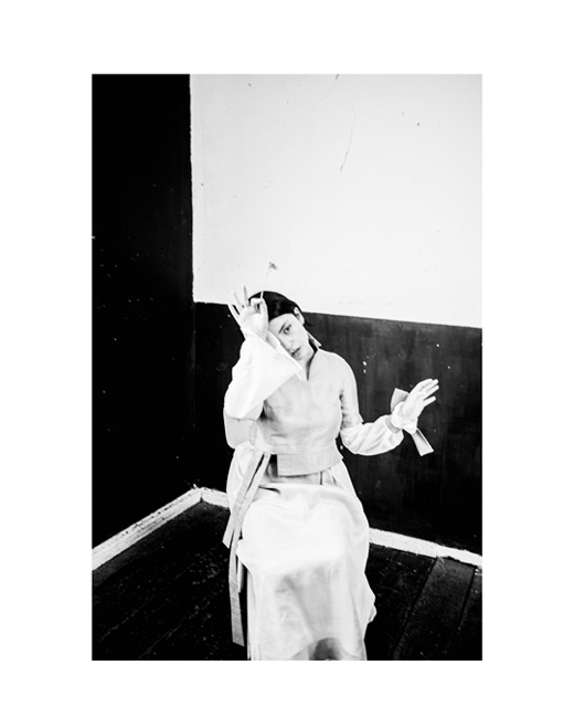 Varduhi Torozyan, photographed by Lilit L Hovhanni: an artistic female portrait.